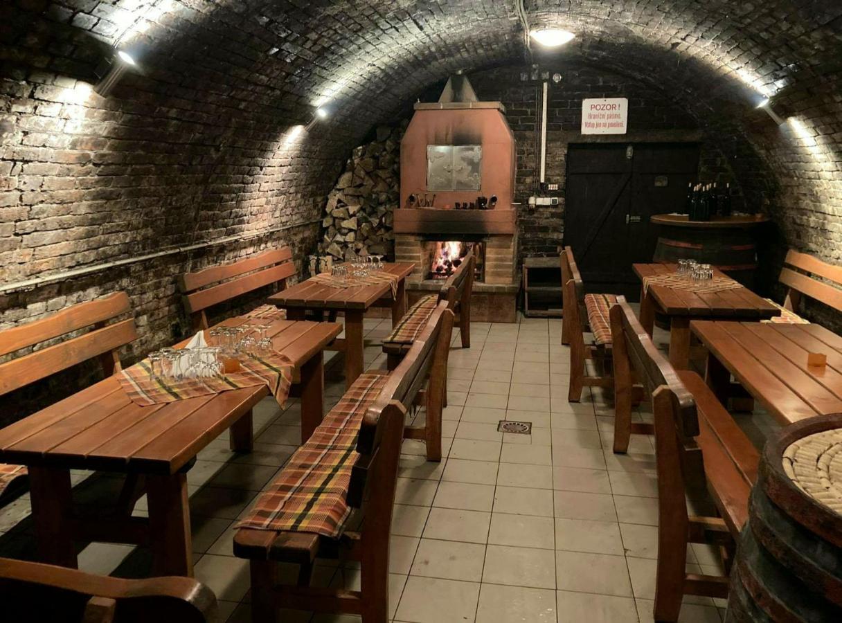 Ubytovani U Spacku Palava Novosedly  Extérieur photo