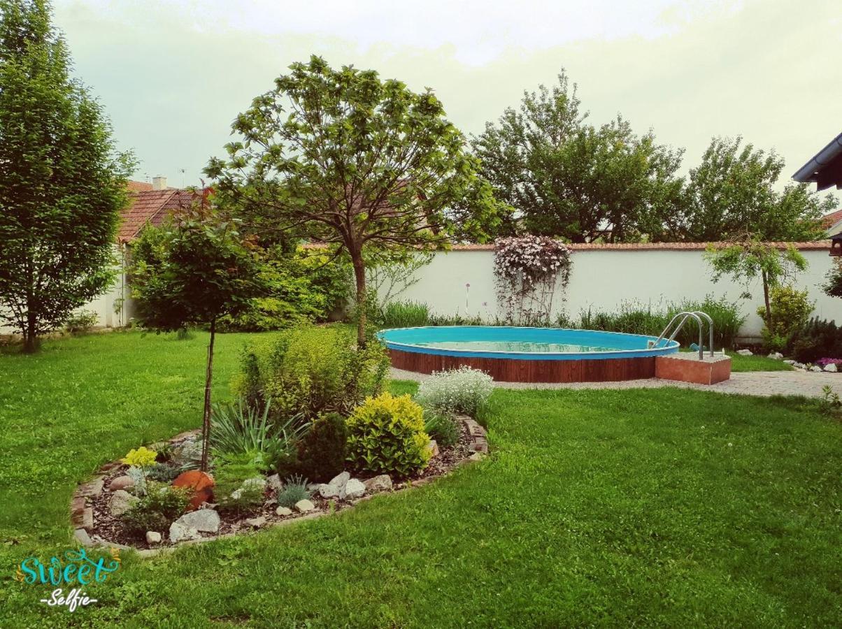Ubytovani U Spacku Palava Novosedly  Extérieur photo
